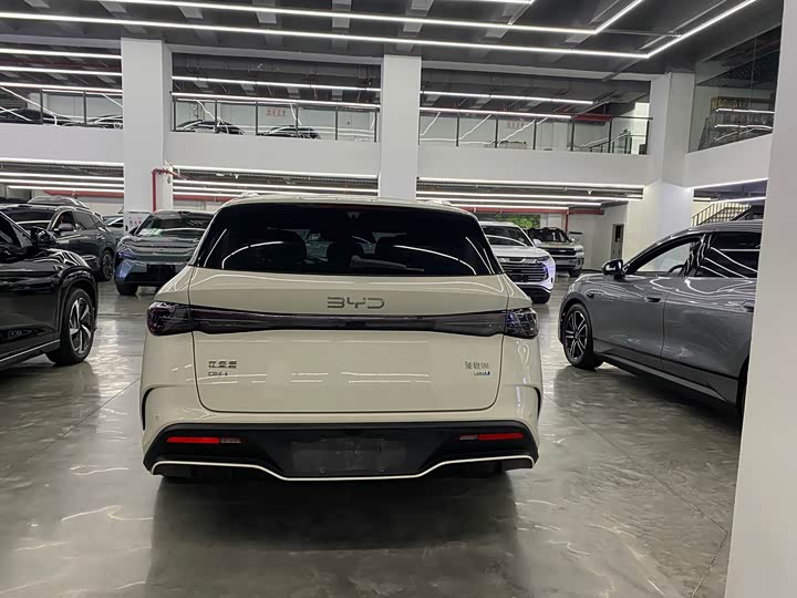 BYD Seal 06 Hybrid/EV, 2025 — фото 4 из 7