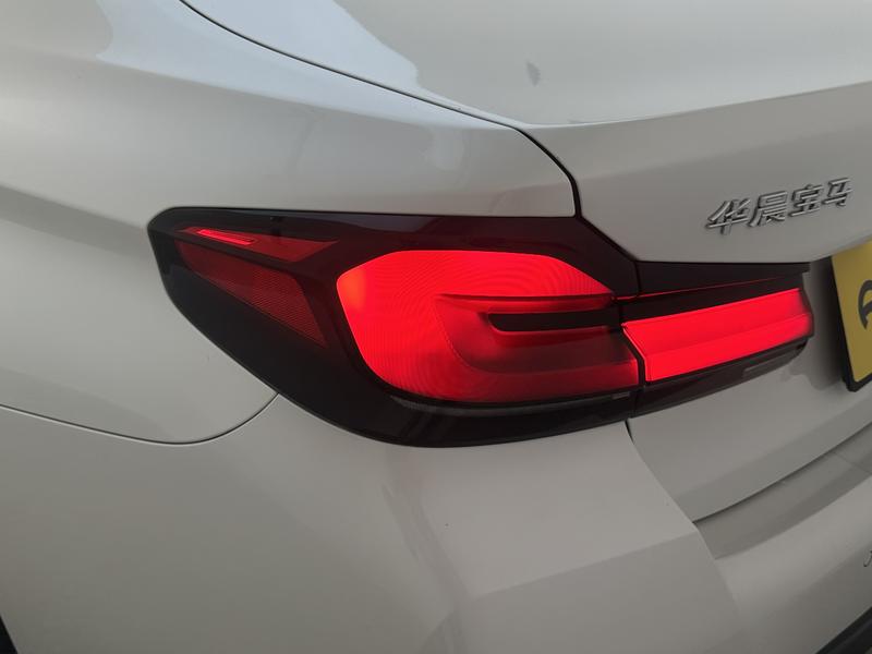 BMW 5 Series, 2021 — фото 10 из 12