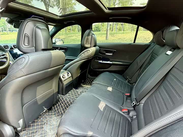 Mercedes-Benz C-Class, 2025 — фото 6 из 9
