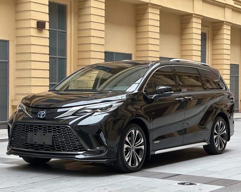 Toyota Granvia, 2023 — купить в Санкт-Петербурге под ключ