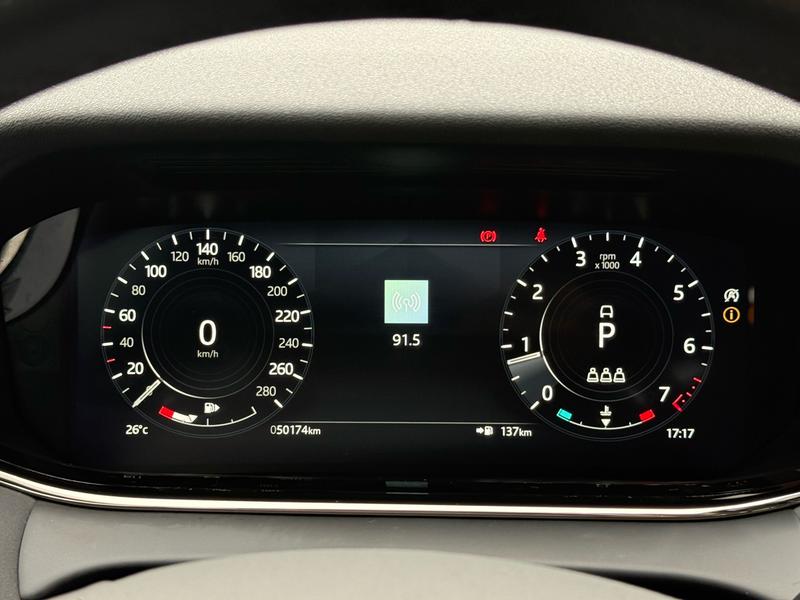 Land Rover Range Rover Evoque L, 2023 — фото 6 из 12