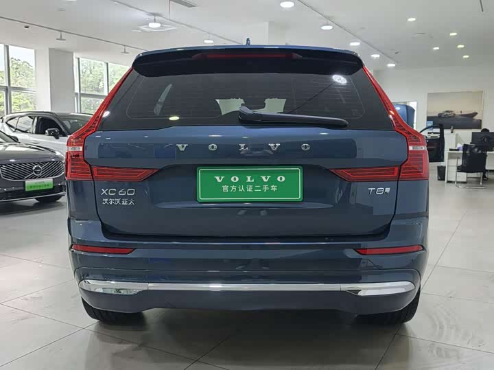 Volvo XC60 Hybrid, 2025 — фото 7 из 9