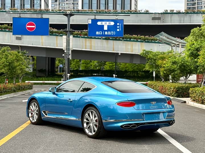 Bentley Continental GT, 2023 — фото 9 из 9