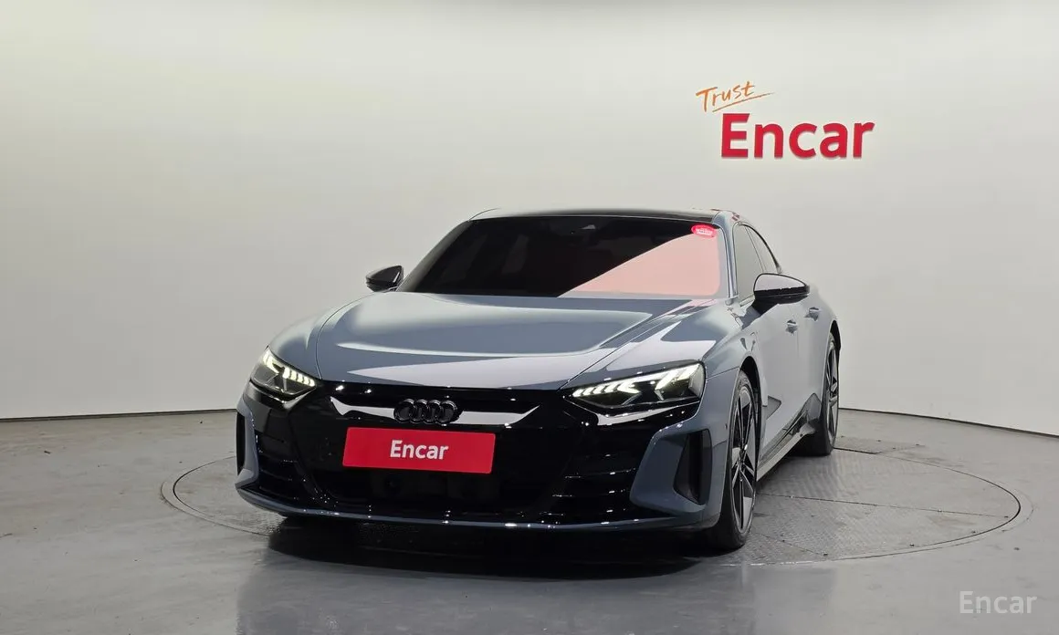 Audi RS e-tron GT, 2023 — фото 3 из 12