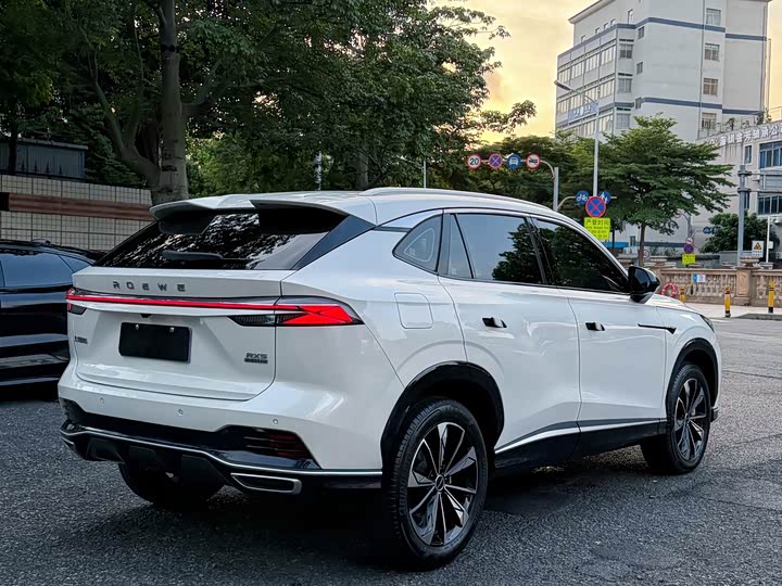 Roewe RX5, 2024 — фото 6 из 9