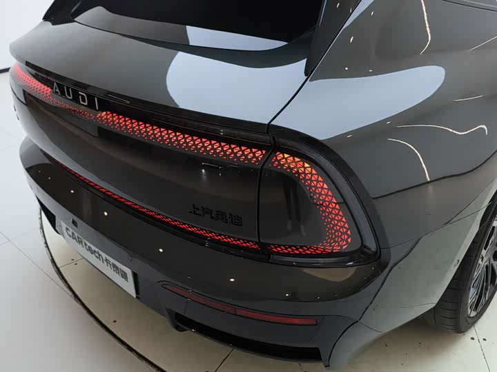 Audi × SAIC E5 Sportback, 2025 — фото 9 из 9