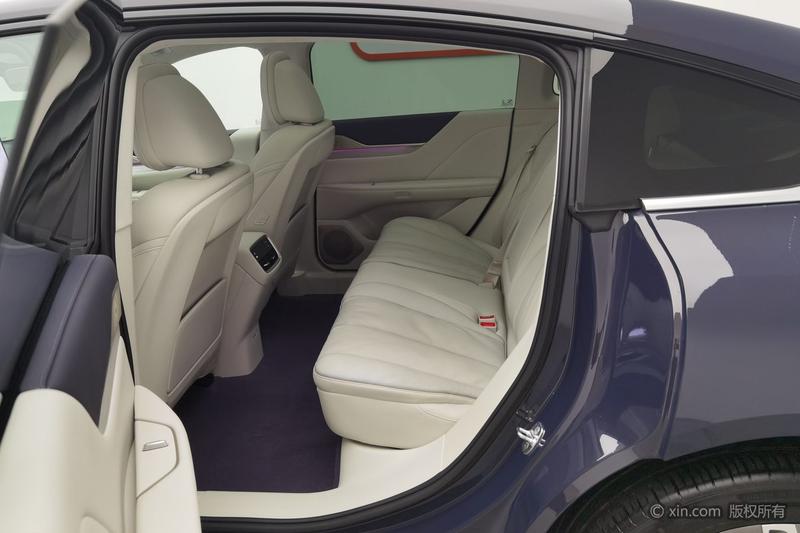 Buick Electra L7, 2025 — фото 12 из 12