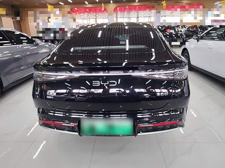 BYD Seal 07 DM-i Hybrid, 2025 — фото 6 из 9