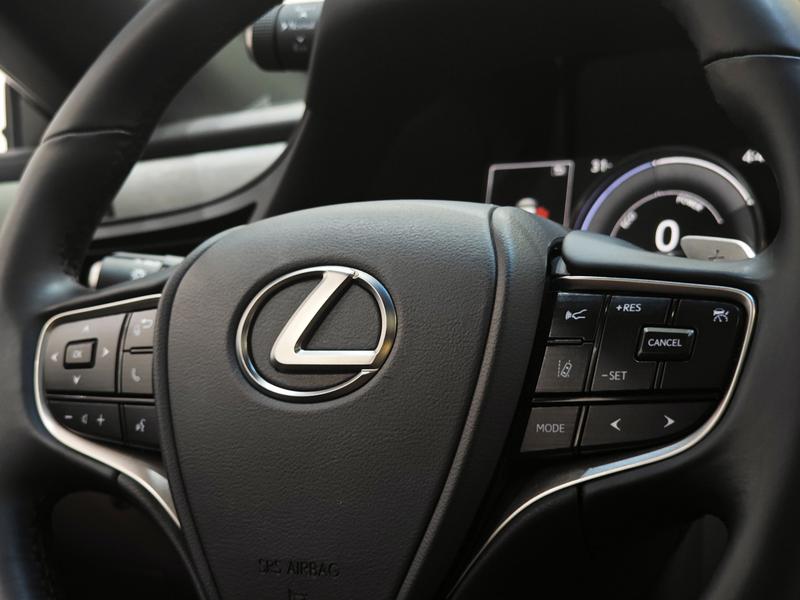 Lexus ES, 2025 — фото 9 из 12