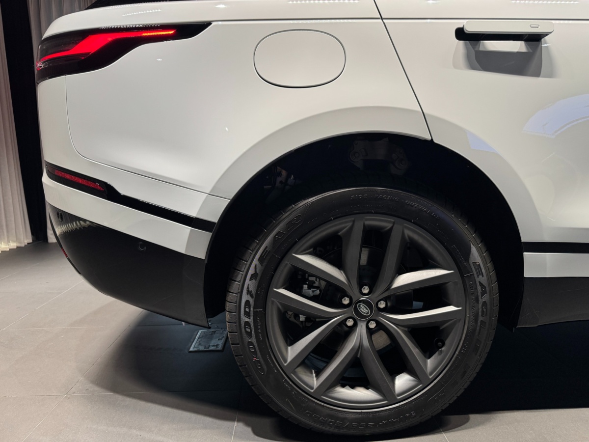 Land Rover Range Rover Velar, 2026 — фото 10 из 12