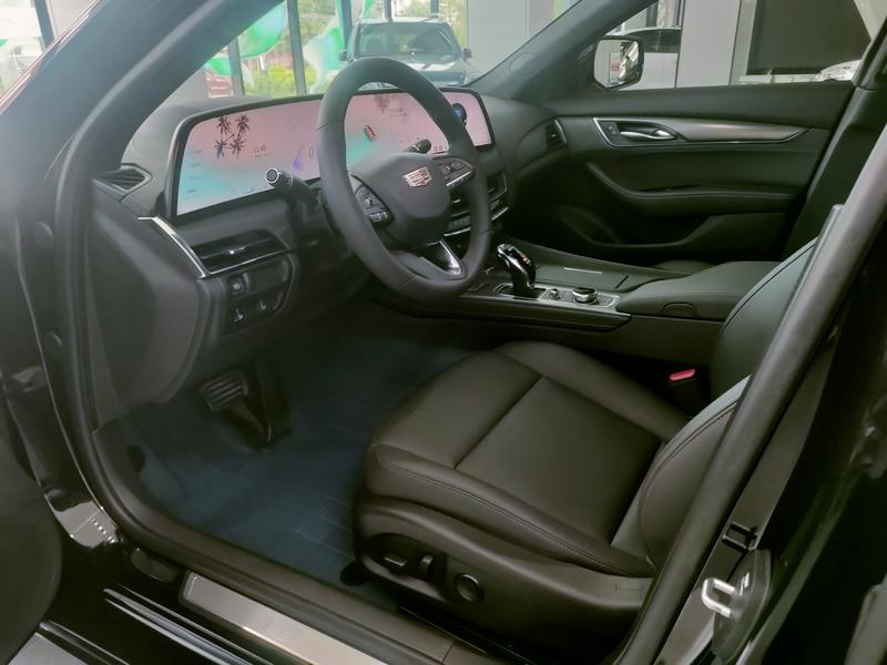 Cadillac CT5, 2025 — фото 10 из 12