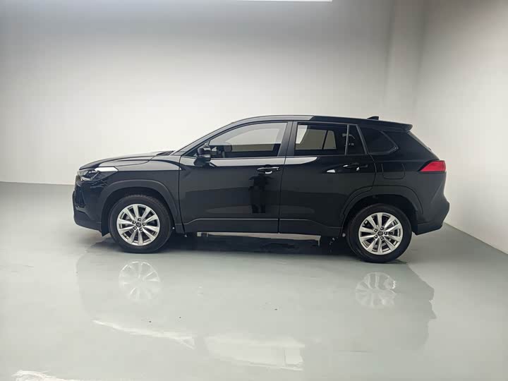 Toyota Corolla Cross, 2025 — фото 6 из 9