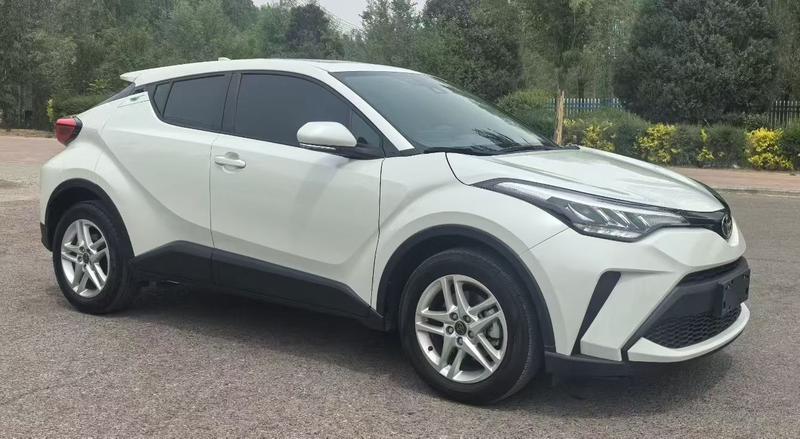 Toyota C-HR, 2023 — фото 3 из 9