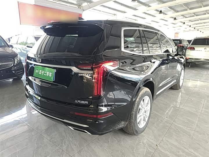 Cadillac XT6, 2023 — фото 7 из 9