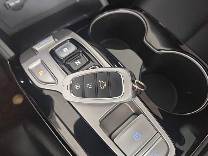 Hyundai Tucson L, 2022 — фото 9 из 9