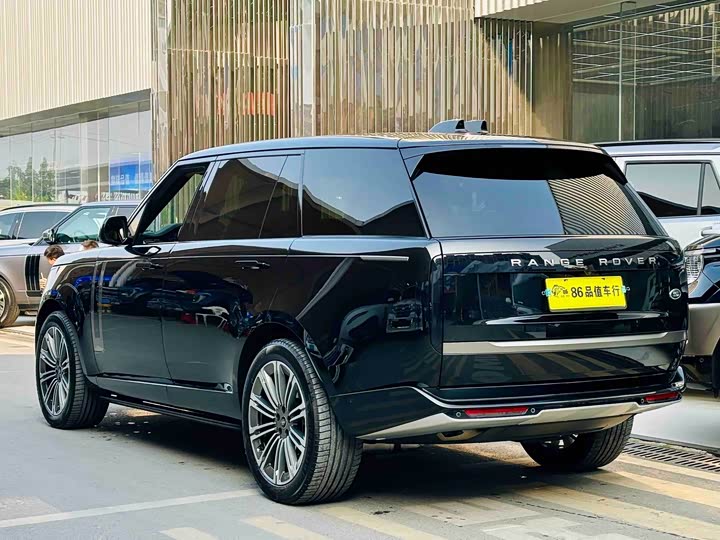 Land Rover Range Rover, 2024 — фото 4 из 9