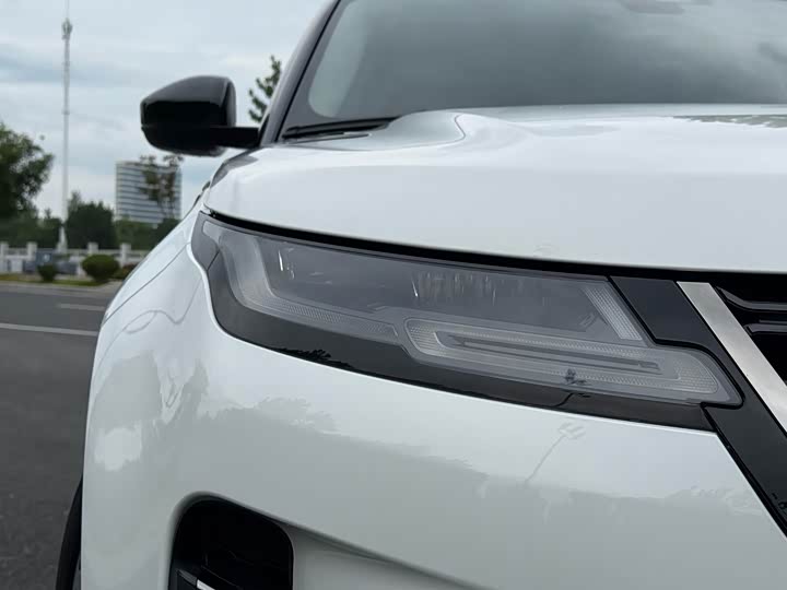 Land Rover Range Rover Evoque L, 2023 — фото 7 из 9