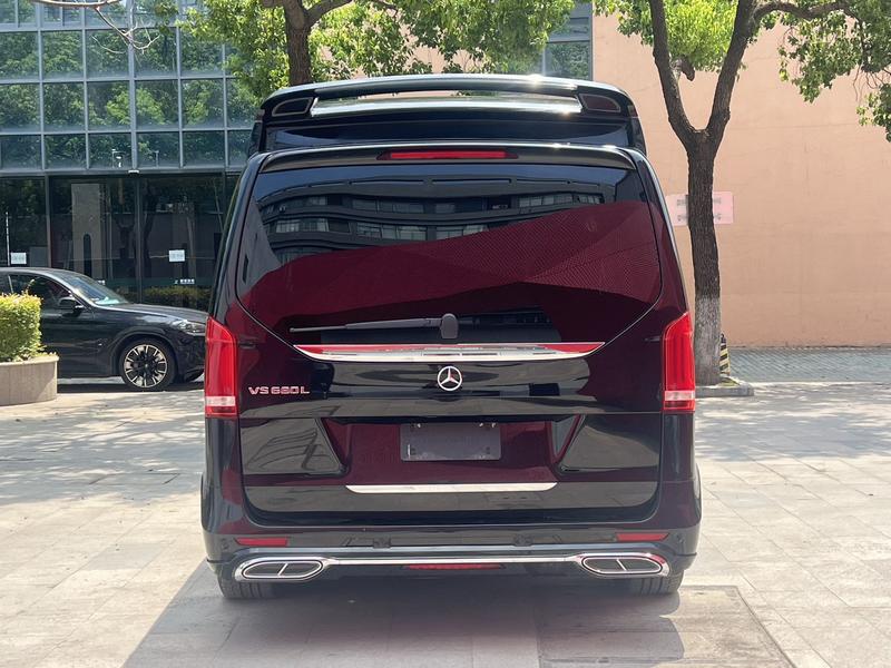 Mercedes-Benz V-Class, 2023 — фото 6 из 12