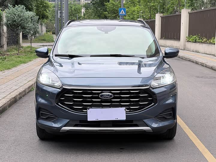 Ford Escape, 2021 — фото 2 из 9