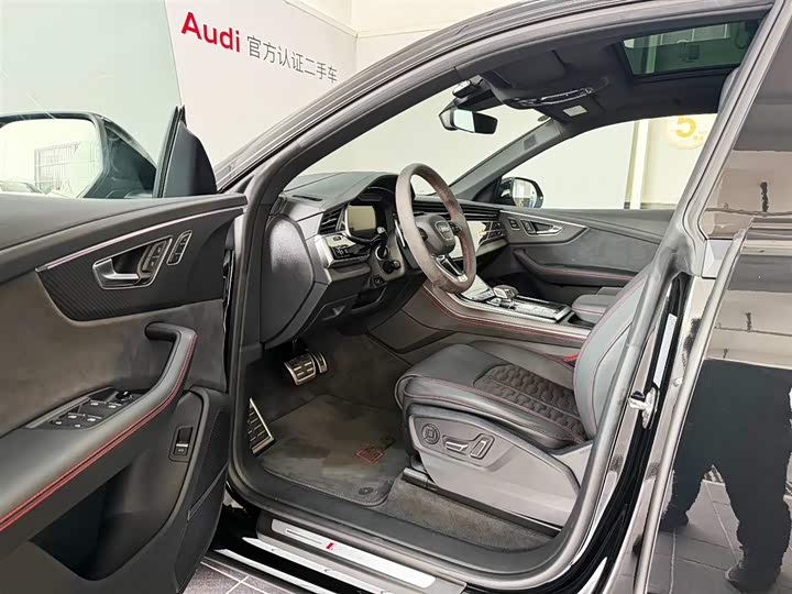 Audi RS Q8, 2025 — фото 7 из 9