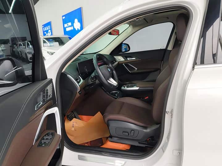 BMW X1, 2023 — фото 9 из 9