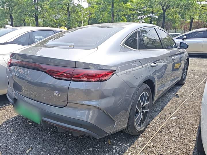 BYD Qin L, 2024 — фото 7 из 9