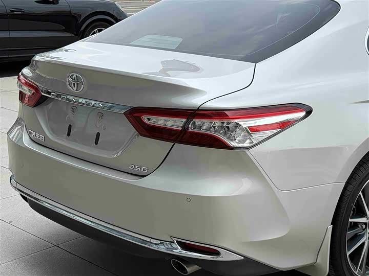 Toyota Camry, 2023 — фото 9 из 9