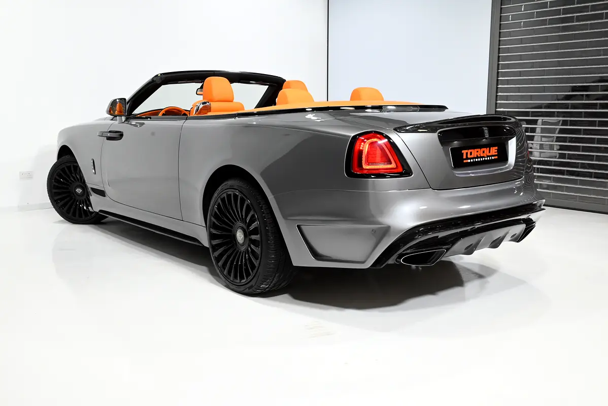 Rolls-Royce Dawn, 2022 — фото 5 из 10