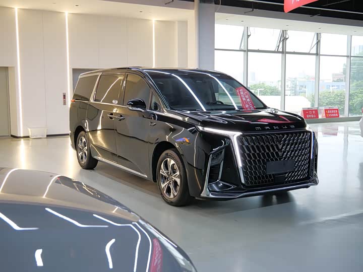 Maxus G90, 2023 — фото 3 из 9