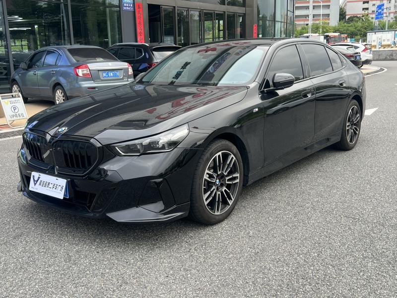 BMW 5 Series, 2025 — купить в Саранске под ключ