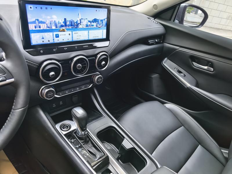 Nissan Sylphy, 2023 — фото 10 из 12