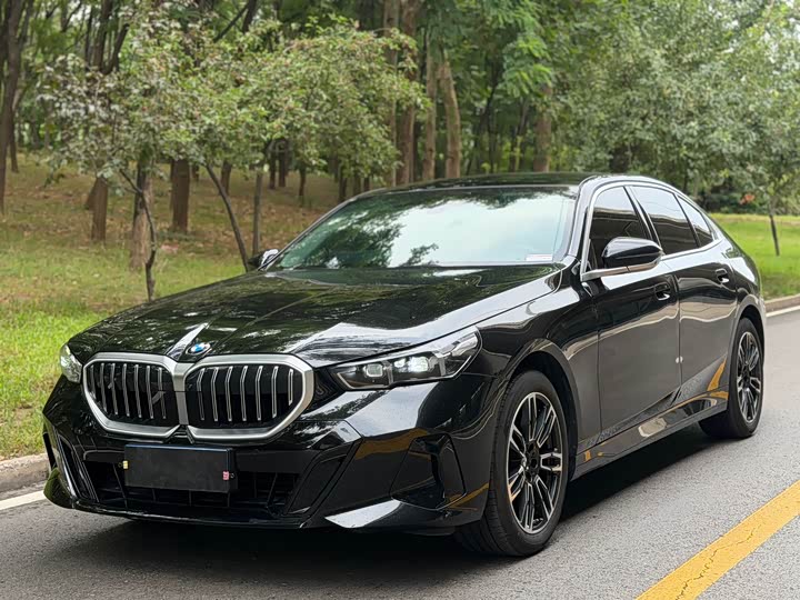 BMW 5 Series, 2025 — купить в Самаре под ключ