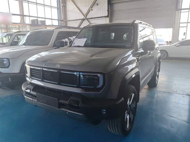 BAIC Beijing BJ40 Hybrid, 2025 — купить в Туле под ключ