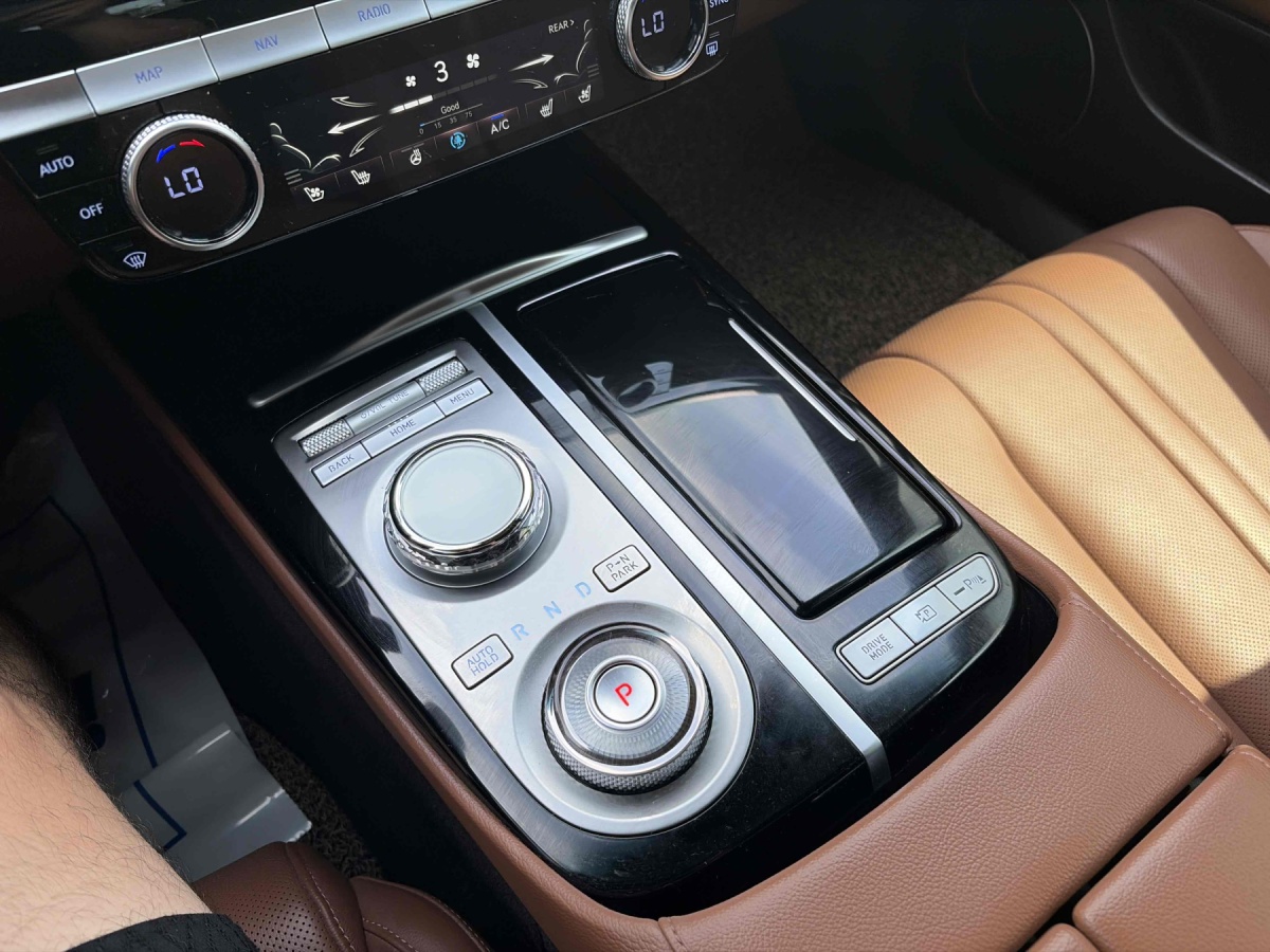 Genesis G80, 2023 — фото 8 из 12