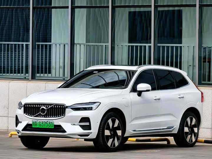 Volvo XC60 Hybrid, 2023 — купить в Санкт-Петербурге под ключ