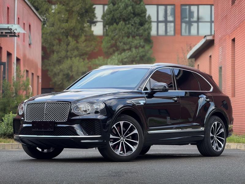 Bentley Bentayga, 2023 — купить в Чебоксарах под ключ