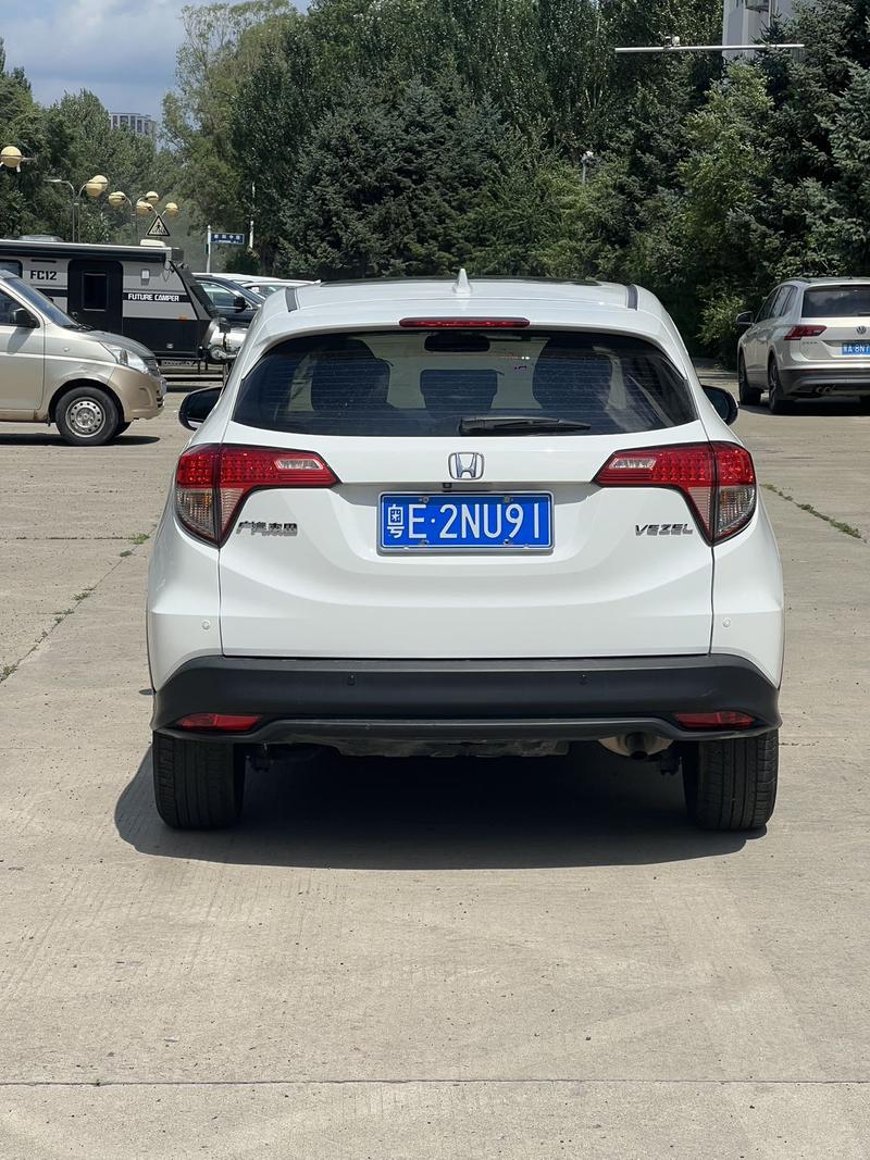 Honda Vezel, 2022 — фото 5 из 12