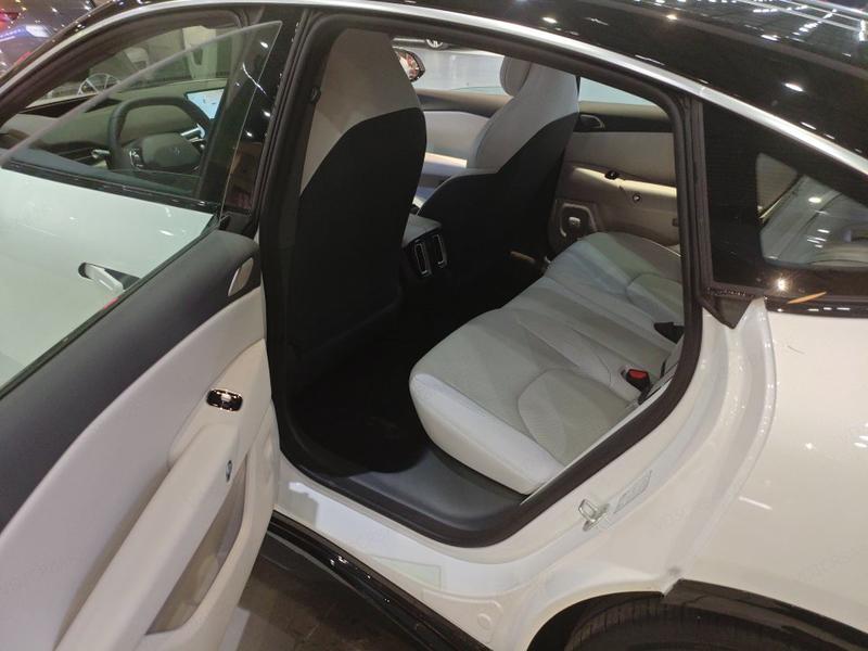 BAIC Arcfox Alpha S5, 2026 — фото 7 из 9