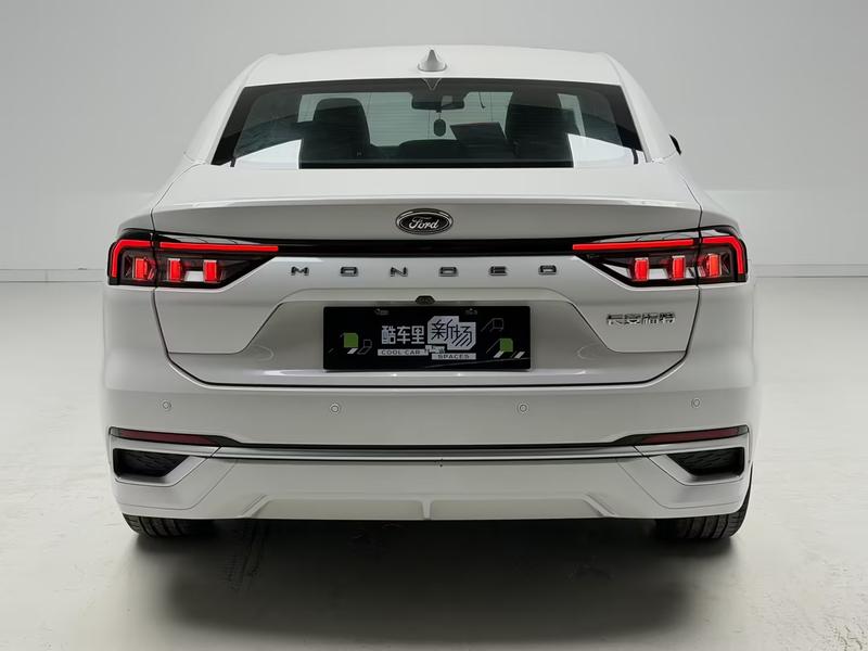 Ford Mondeo, 2023 — фото 6 из 12