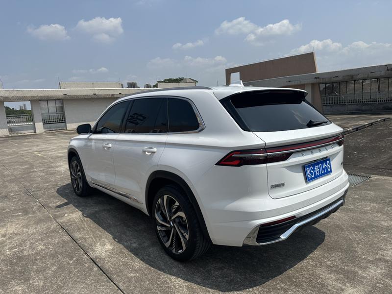 Geely Monjaro, 2023 — фото 4 из 12