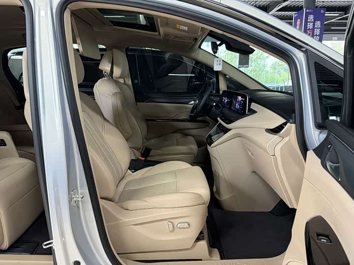 Buick GL8 Hybrid, 2025 — фото 9 из 9