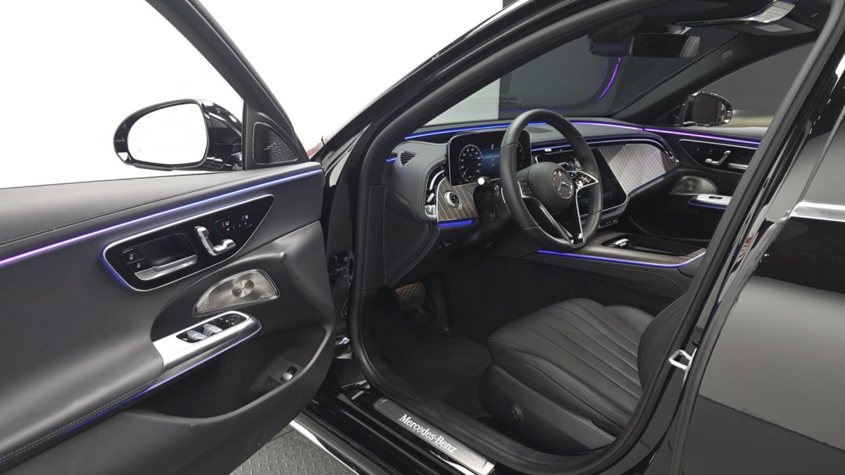 Mercedes-Benz E-Class, 2024 — фото 10 из 12