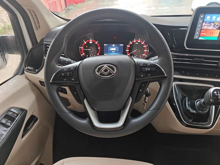Maxus V90, 2023 — фото 3 из 9