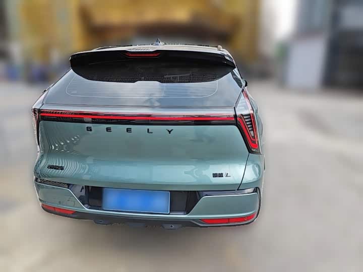 Geely Atlas L, 2025 — фото 8 из 9