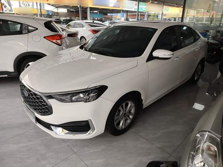 Ford Escort, 2021 — купить в Иванове под ключ