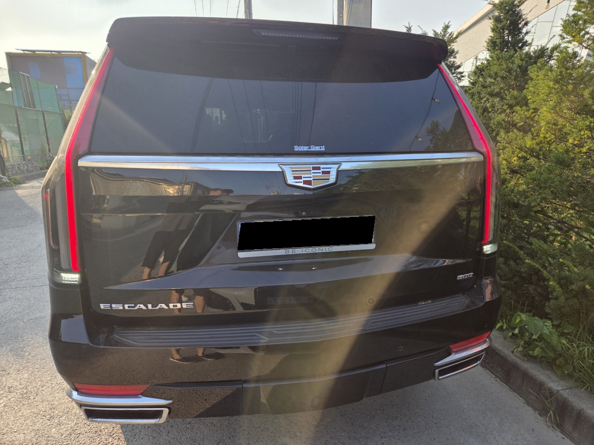 Cadillac Escalade, 2022 — фото 3 из 12