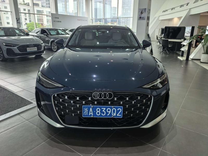 Audi A6L, 2025 — фото 2 из 12