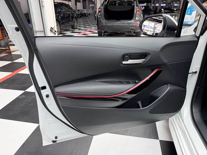 Toyota Levin, 2022 — фото 6 из 9