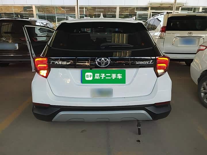 Toyota Yaris L Hatchback, 2021 — фото 6 из 9