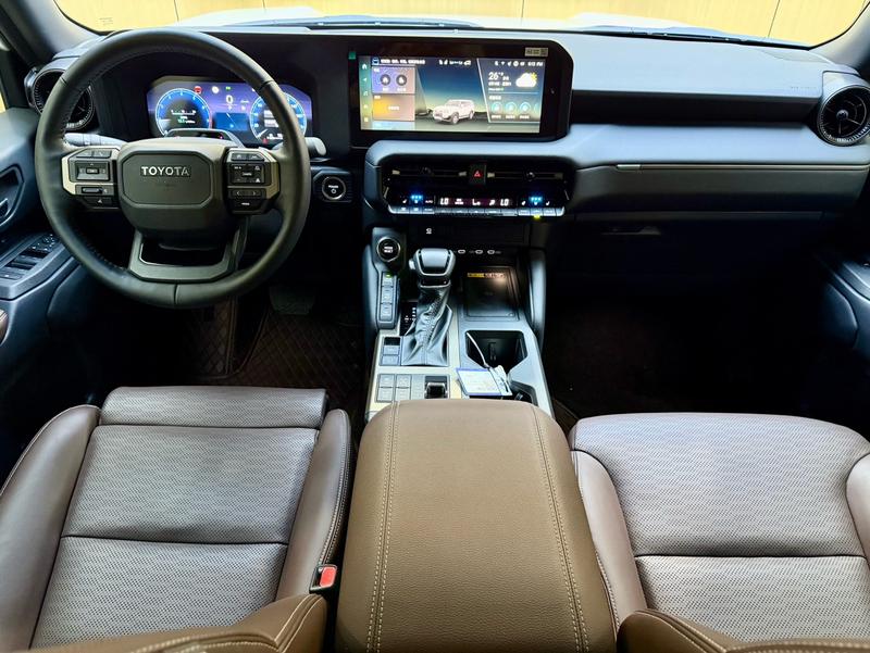 Toyota Prado, 2025 — фото 7 из 12